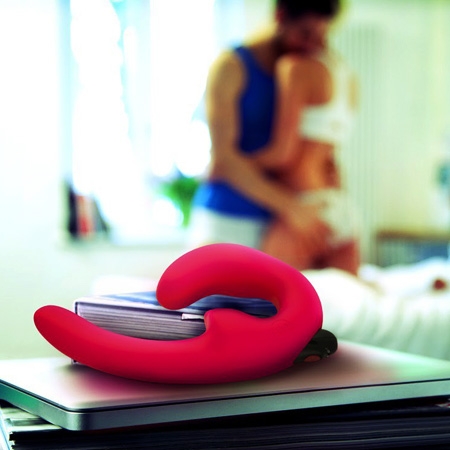 Страпон безремневой Fun Factory ShareVibe - с вибрацией